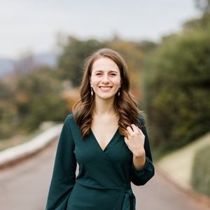 Meet your Posher, Meagan